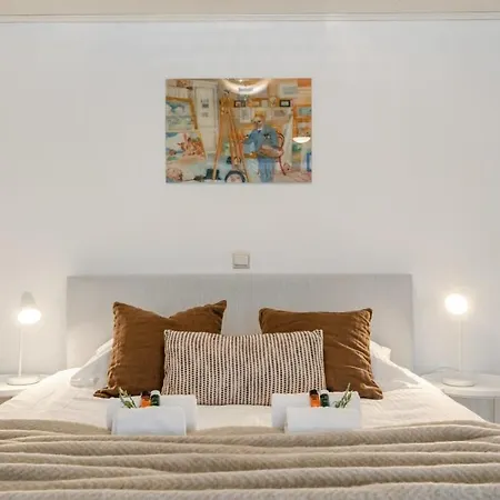 Apartment Bright Near The Sea